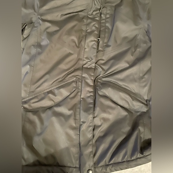 Alpine Design Black Performance Jacket with Insulated Hood - Picture 6 of 9